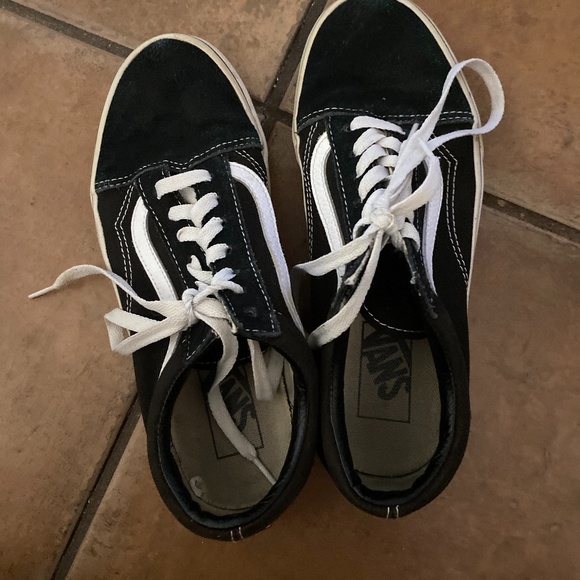 Women’s black old skool vans - Picture 1 of 1